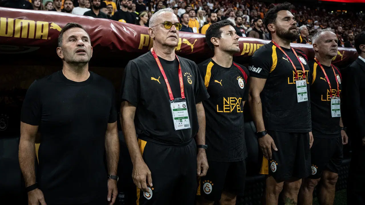 Galatasaray'dan Aleksey Batrakov kararı... Erzurumspor maçı kamp kadrosu belli oldu!