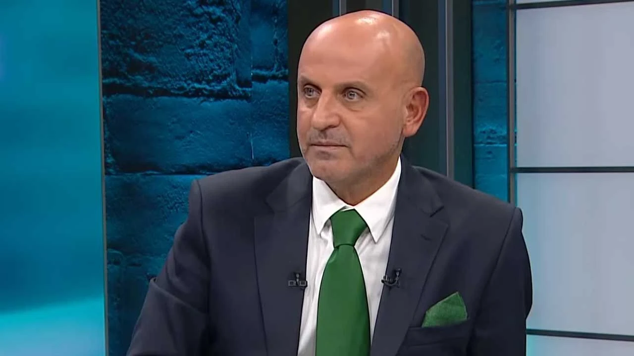 Oğuz Altay'dan Torreira tespiti: "Kendini koruyor..."