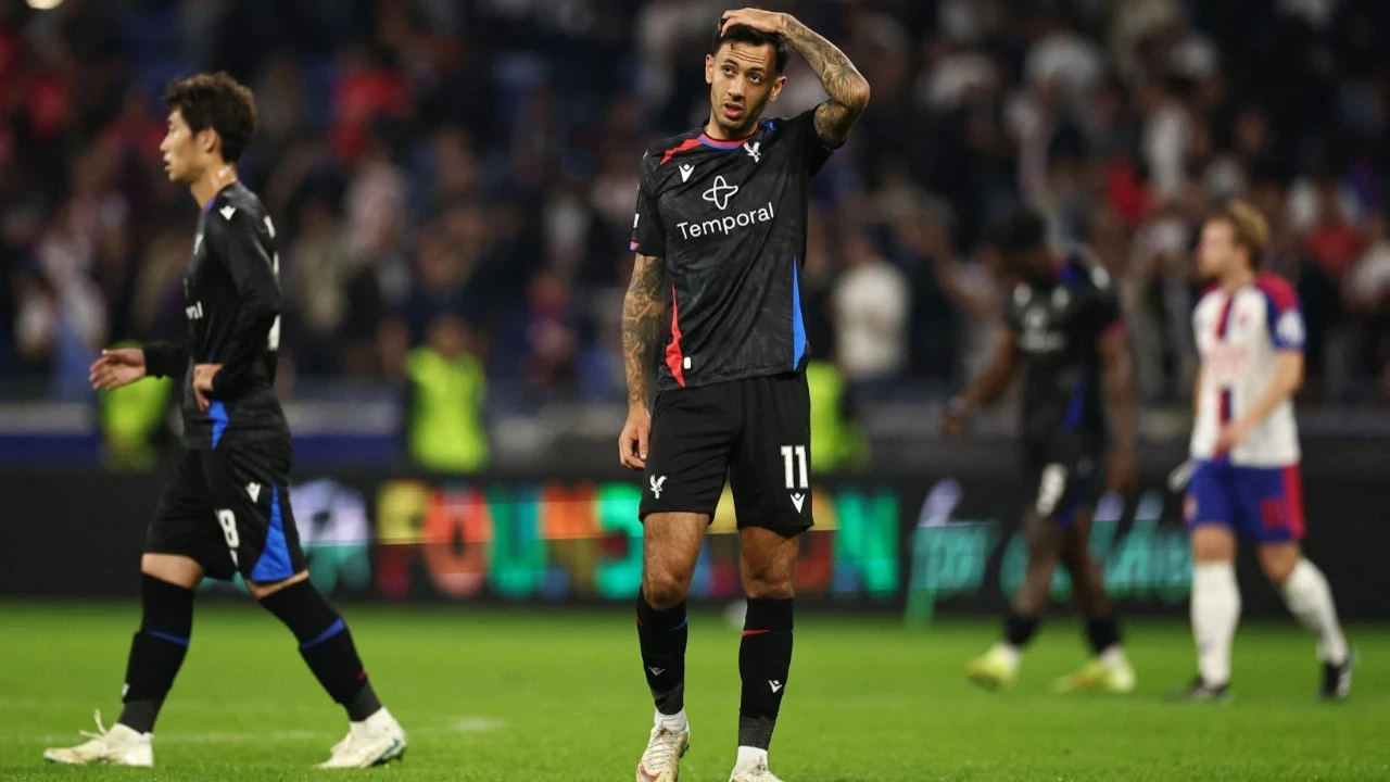 Crystal Palace Beşiktaş öncesi Lyon'a kaybetti. Maçtan 5 gol çıktı