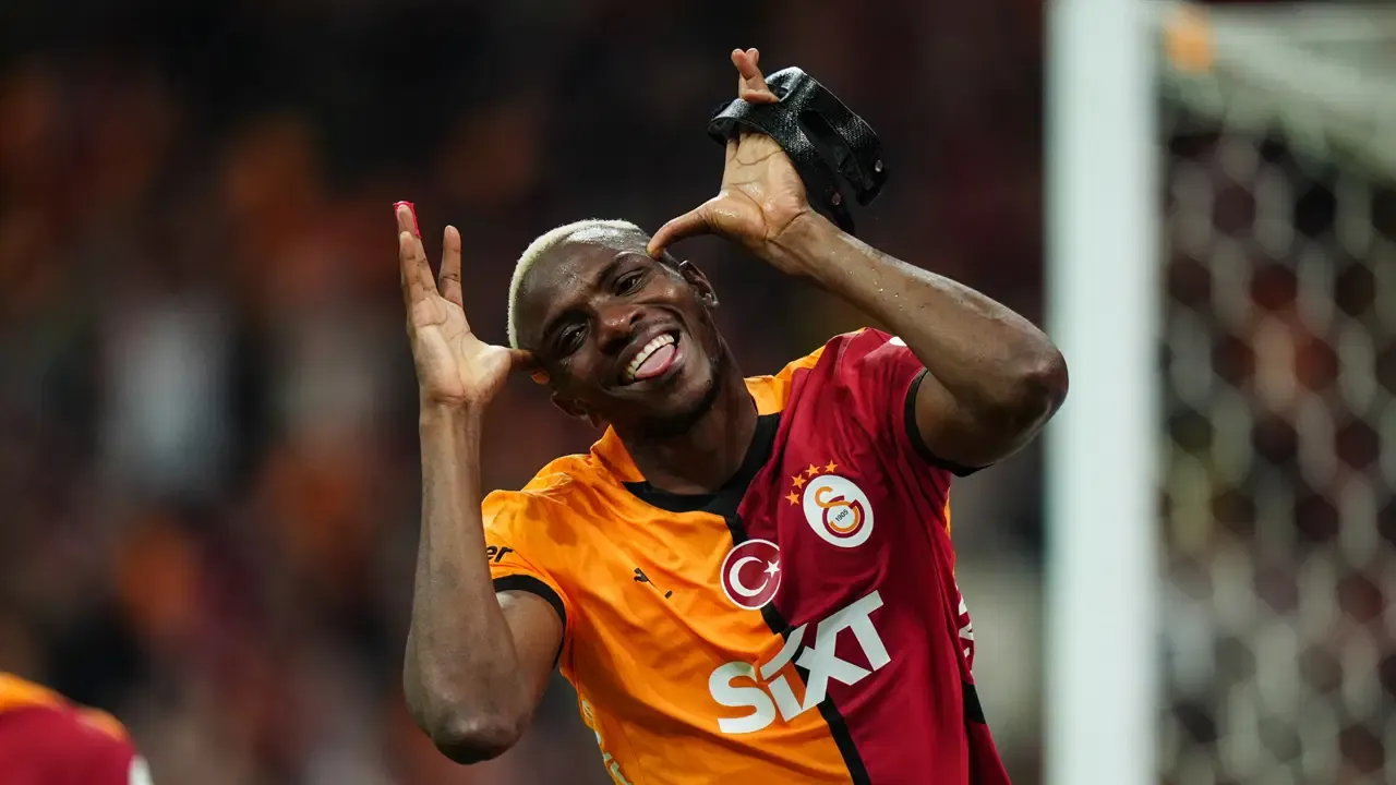 Galatasaray’ın Süper Yıldızı Victor Osimhen İçin Dev Transfer İddiası! İngiliz Ekibi Rekor Bonservisle Geliyor!