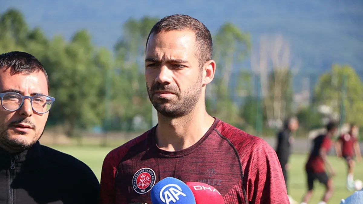 Fatih Karagümrük Kaptanı Biraschi: "Süper Lig'i hak ediyoruz"