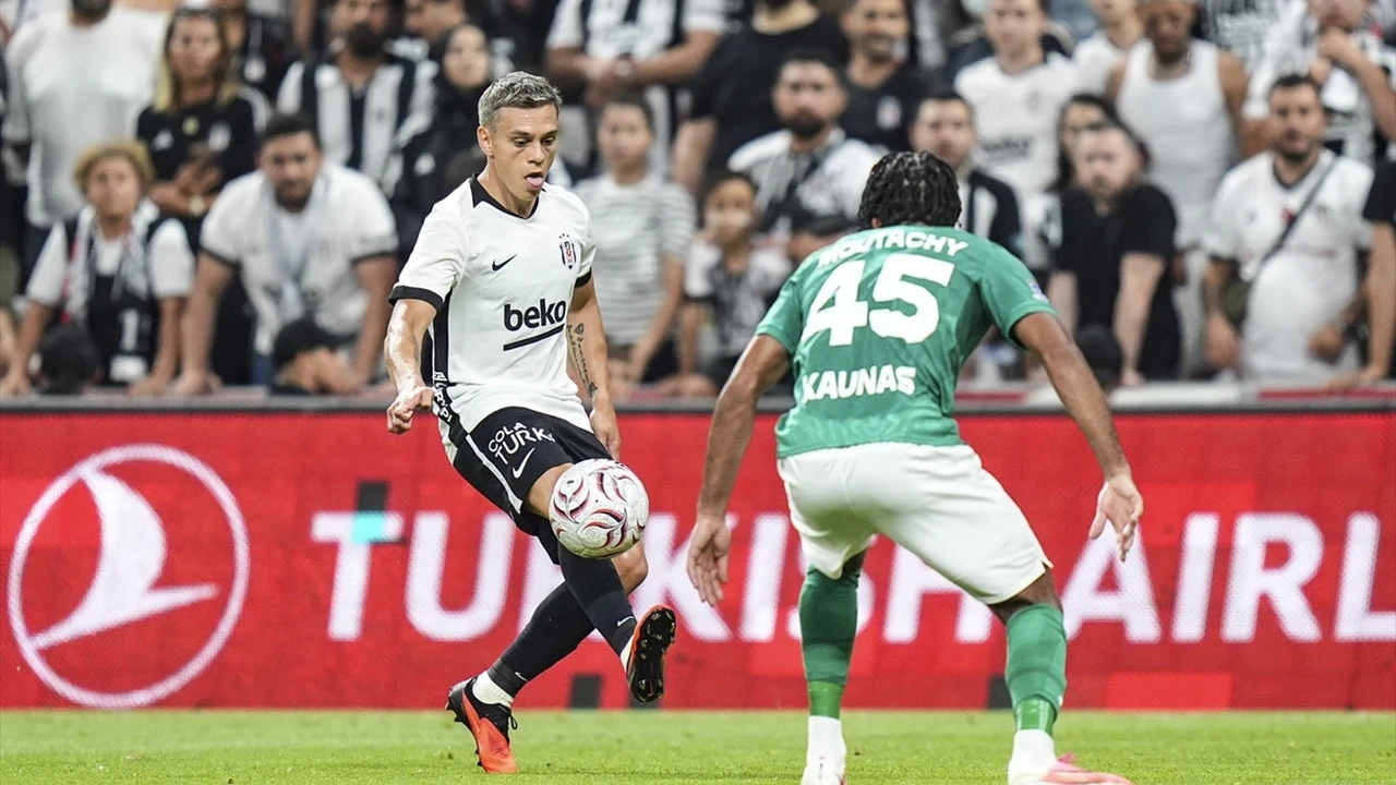Beşiktaş'ta Leandro Trossard oyuna devam edemedi!