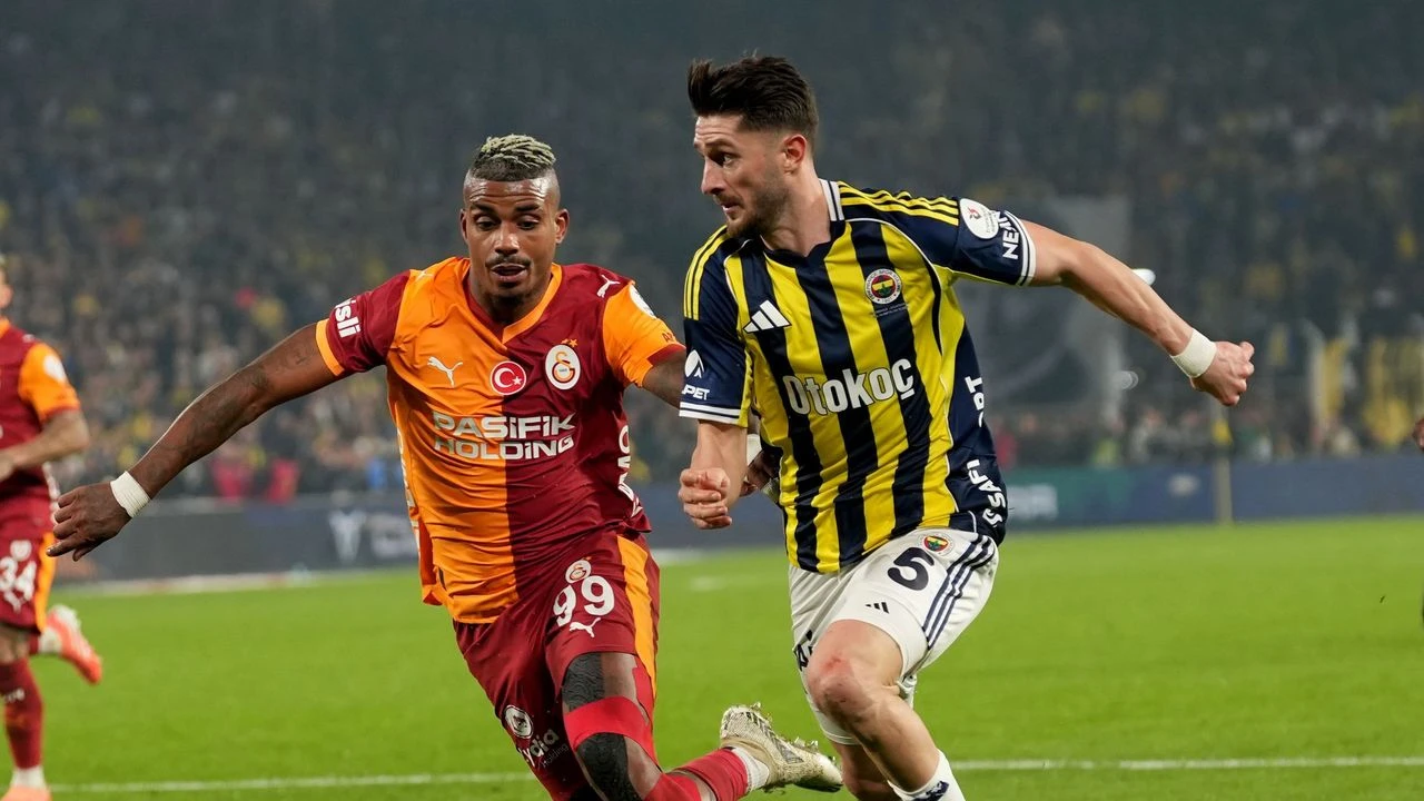 Galatasaray-Fenerbahçe derbisinin tarihi belli oldu! Maç ne zaman, saat kaçta?