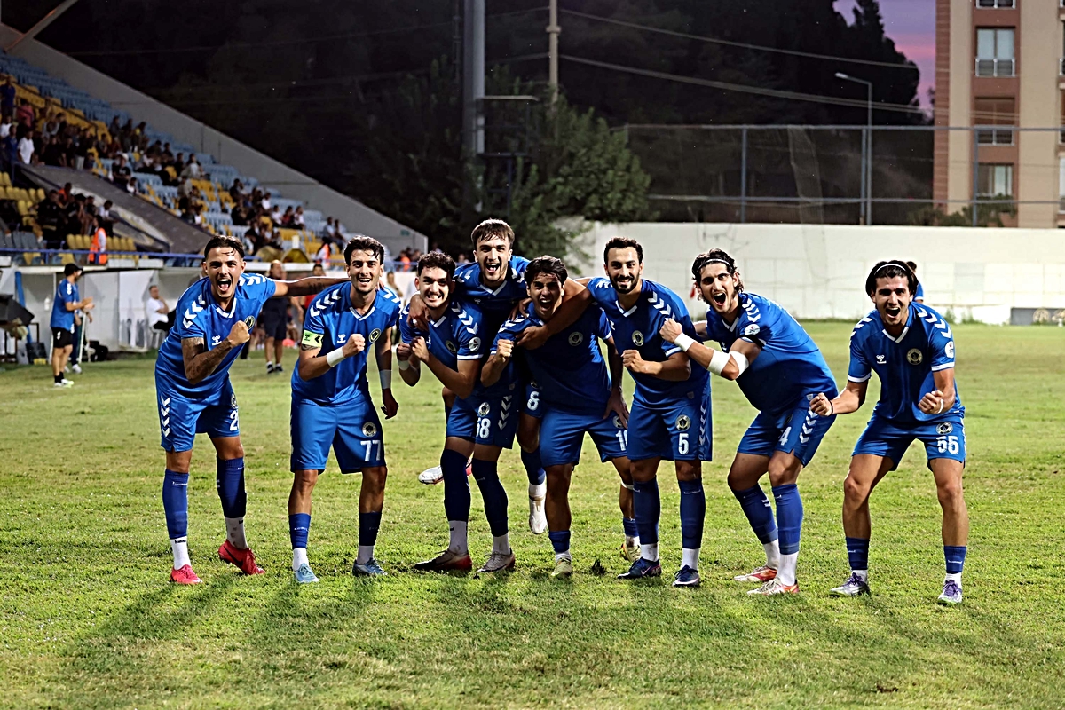 Menemen Futbol Kulübü, Ankaraspor'u 3-0 yenip ilk 3 puanını aldı