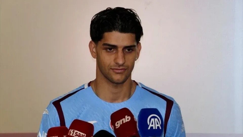 Trabzonspor'un yeni transferi Ali Habeşoğlu Trabzon'a geldi | Futbol Haberleri