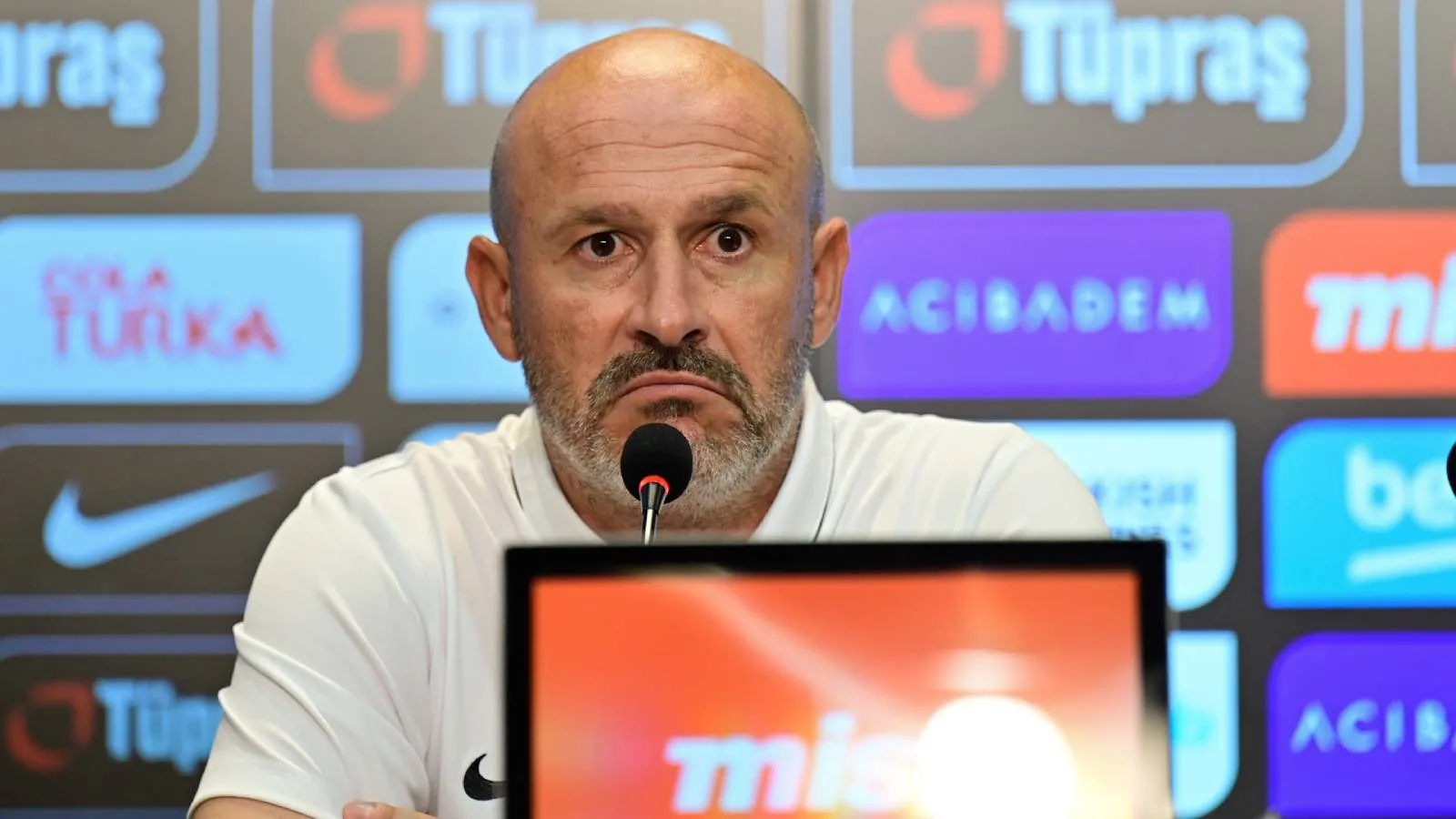 Italiano'dan Kauno Zalgiris maçı öncesi transfer açıklaması: Büyük alanları kapatabilen bir oyuncu arıyoruz