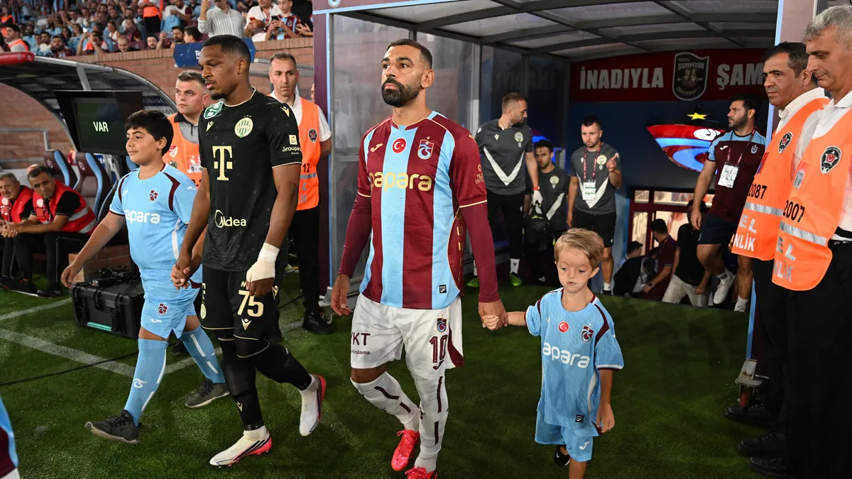 Trabzonspor’dan küçük hayrana unutulmaz sürpriz! Salah ve Isaac yeniden bir arada