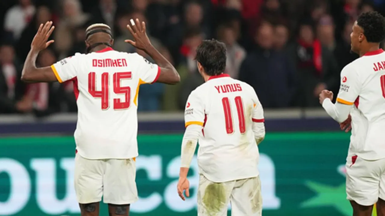 Galatasaray Şampiyonlar Ligi'nde Tarihe Geçti! Rekorlar Peş Peşe Geldi