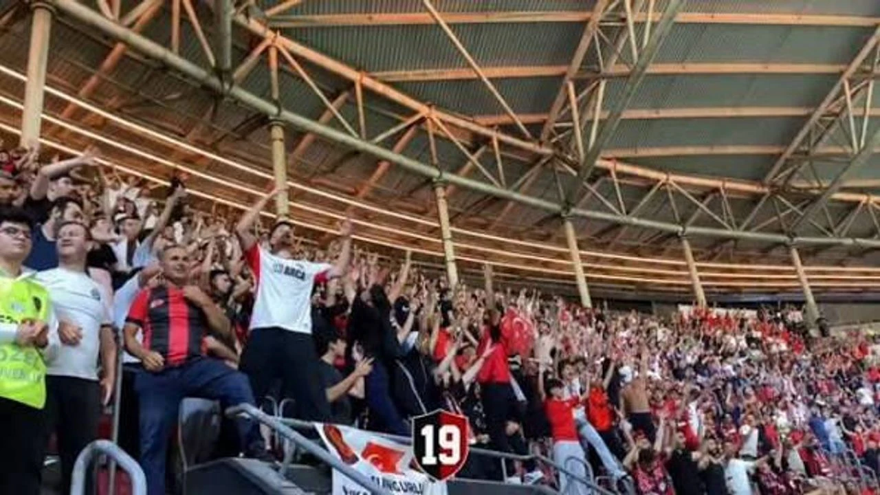 Galatasaray maçındaki Çorum FK’lı taraftarlar Beşiktaş maçında cezalı!