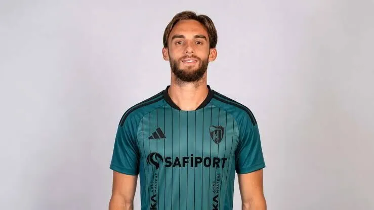 Kocaelispor Berkan Kutlu’yu Kadrosuna Kattı