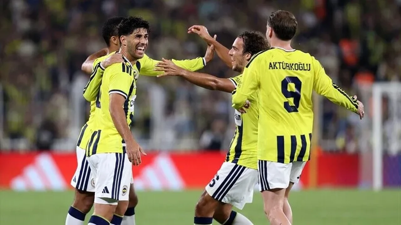 Fenerbahçe, Sturm Graz Karşısında Avantajı Kaptı..