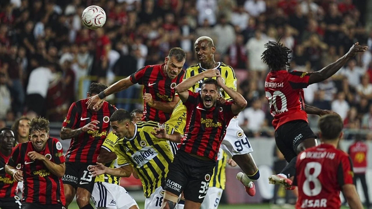 Fenerbahçe-Lyon maçı saat kaçta, hangi kanalda? Şampiyonlar Ligi play-off maçı