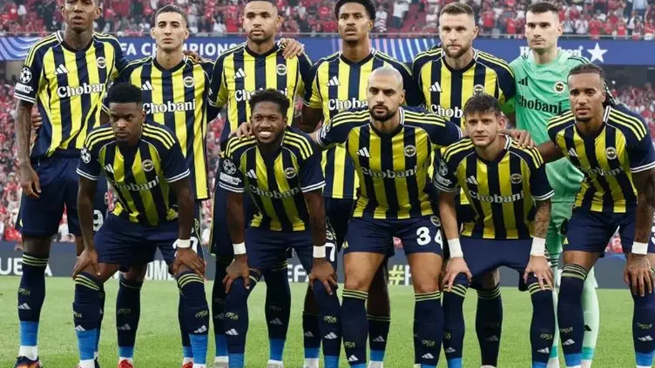 Fenerbahçe'den ayrılması bekleniyordu: Livakovic için sürpriz Barcelona gelişmesi