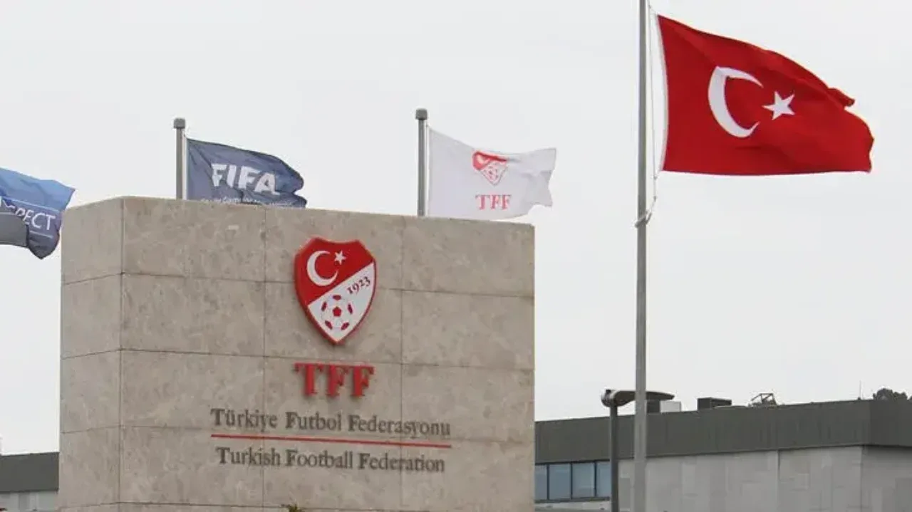 VAR odasında acil baskın! Türk futbolunda büyük tutuklamalar başladı