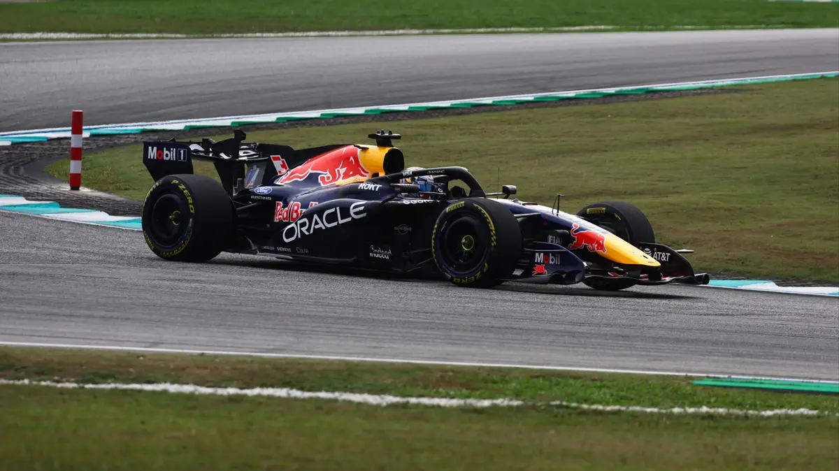 Formula 1 Bahreyn Grand Prix'sinde pole pozisyonu Max Verstappen'in