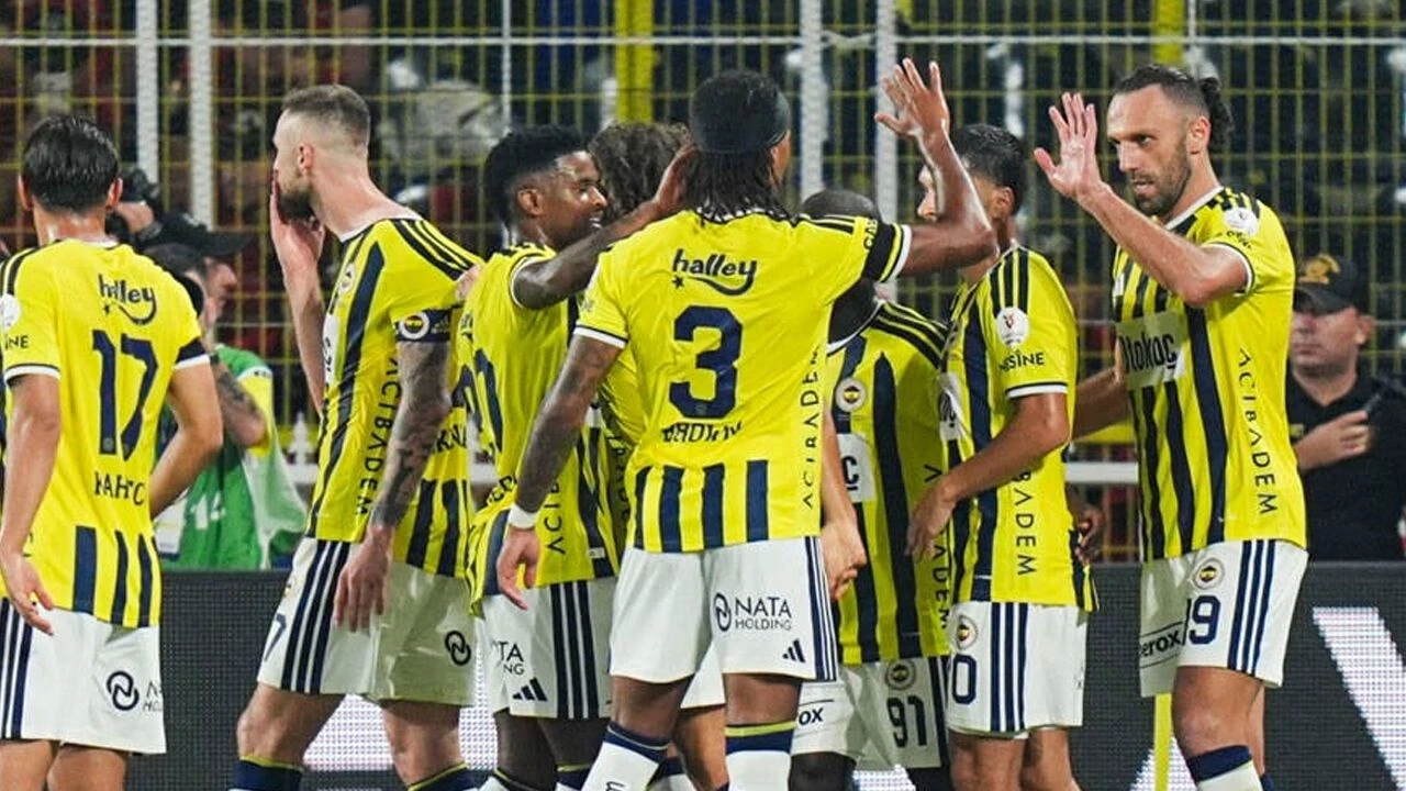 Fenerbahçe’den yıldız operasyonu! İşte 3 kişilik liste