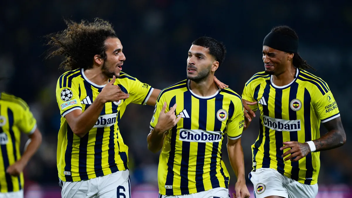 Fenerbahçe’den imza planı! Şampiyonlar Ligi’nde parlayan yıldızın kontrat uzatılacak