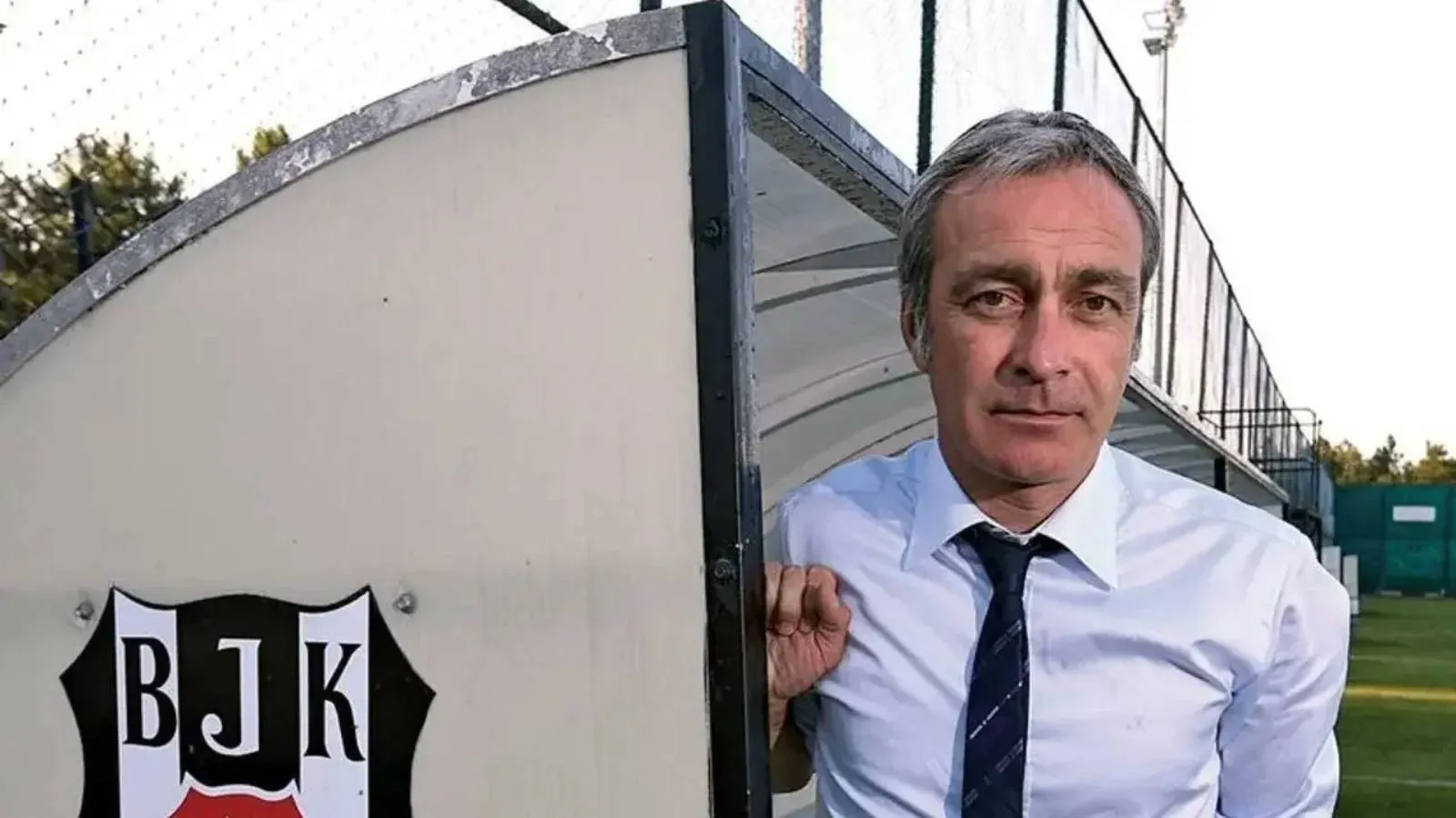 Beşiktaş futbol direktörü Önder Özen açıkladı: Vlahovic transferi nasıl gerçekleşti?