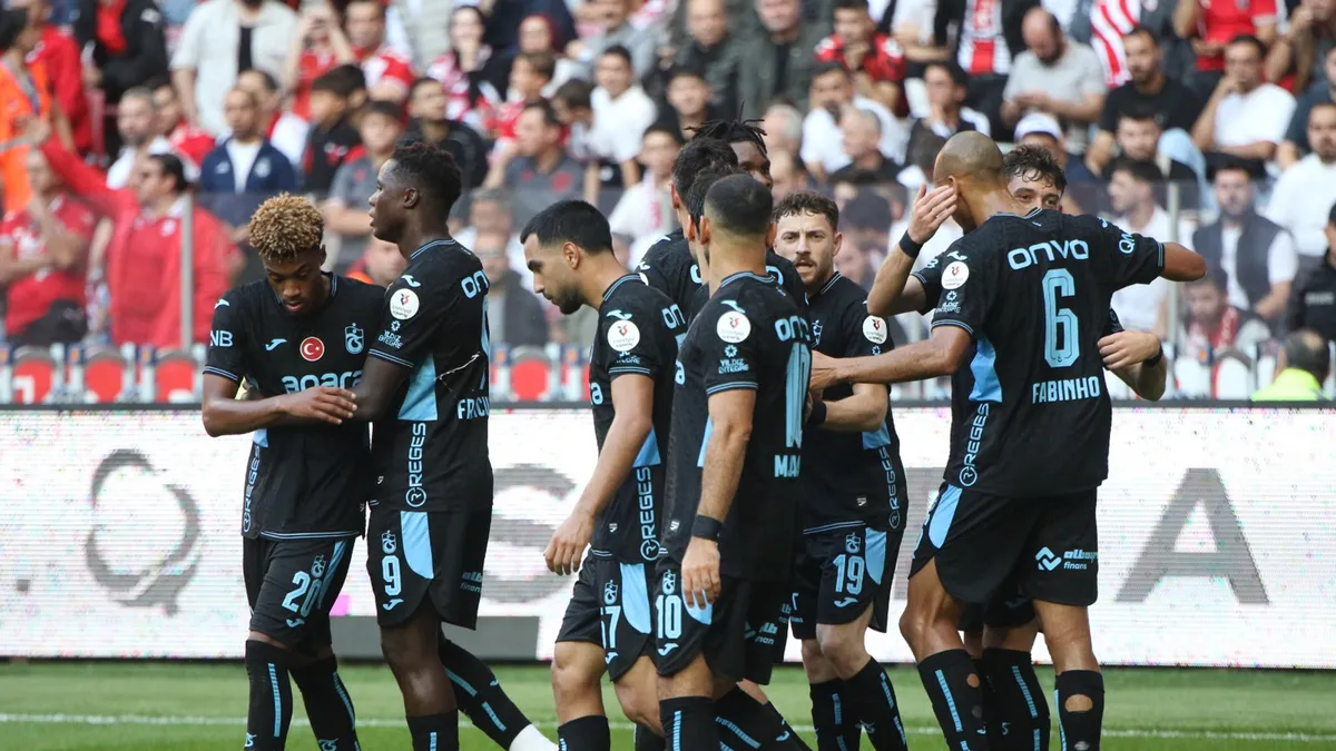 Karadeniz’de derbisi Fırtına’nın! Trabzonspor Samsunspor’u 3-0 yendi