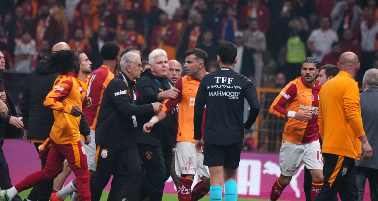 Abdülkerim'e ceza bekleniyor, Galatasaray'da savunma değişiyor
