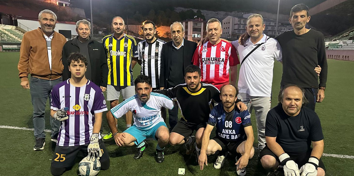 Artvin Basın Futbol Takımı Uluslararası Turnuvada Turkiyeyi Temsil Edecek