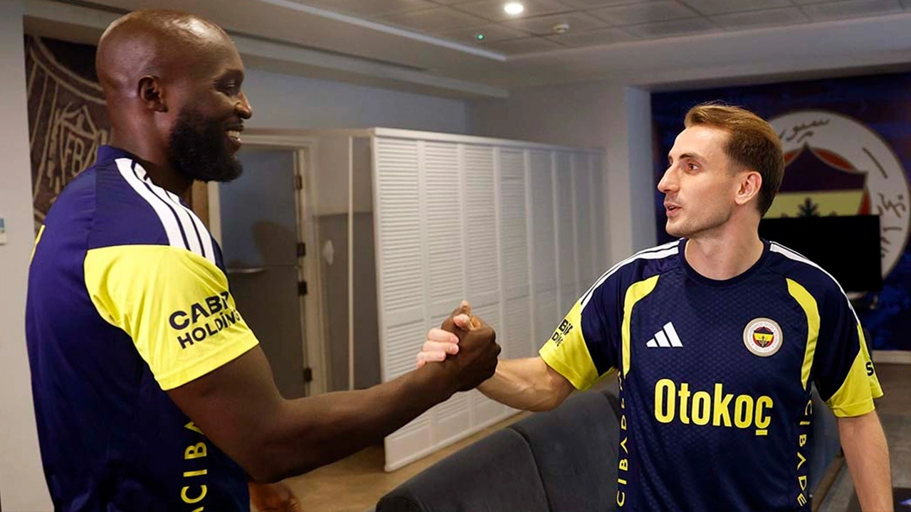 Kerem Aktürkoğlu kabul etti: Fenerbahçe değişikliği UEFA'ya bildirdi