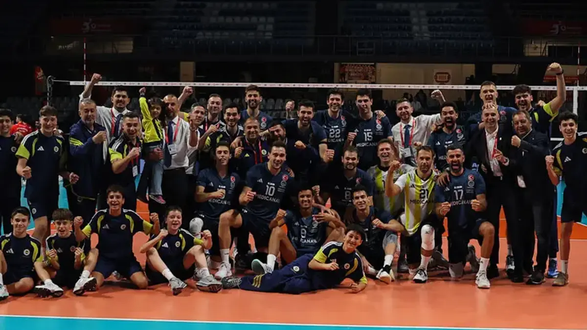 Fenerbahçe evinde set vermeden kazandı - Voleybol Haberleri
