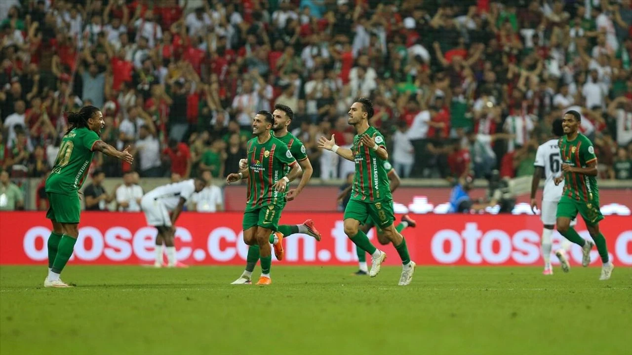 Amed Sportif Faaliyetler, Beşiktaş'ı 3-2 mağlup etti