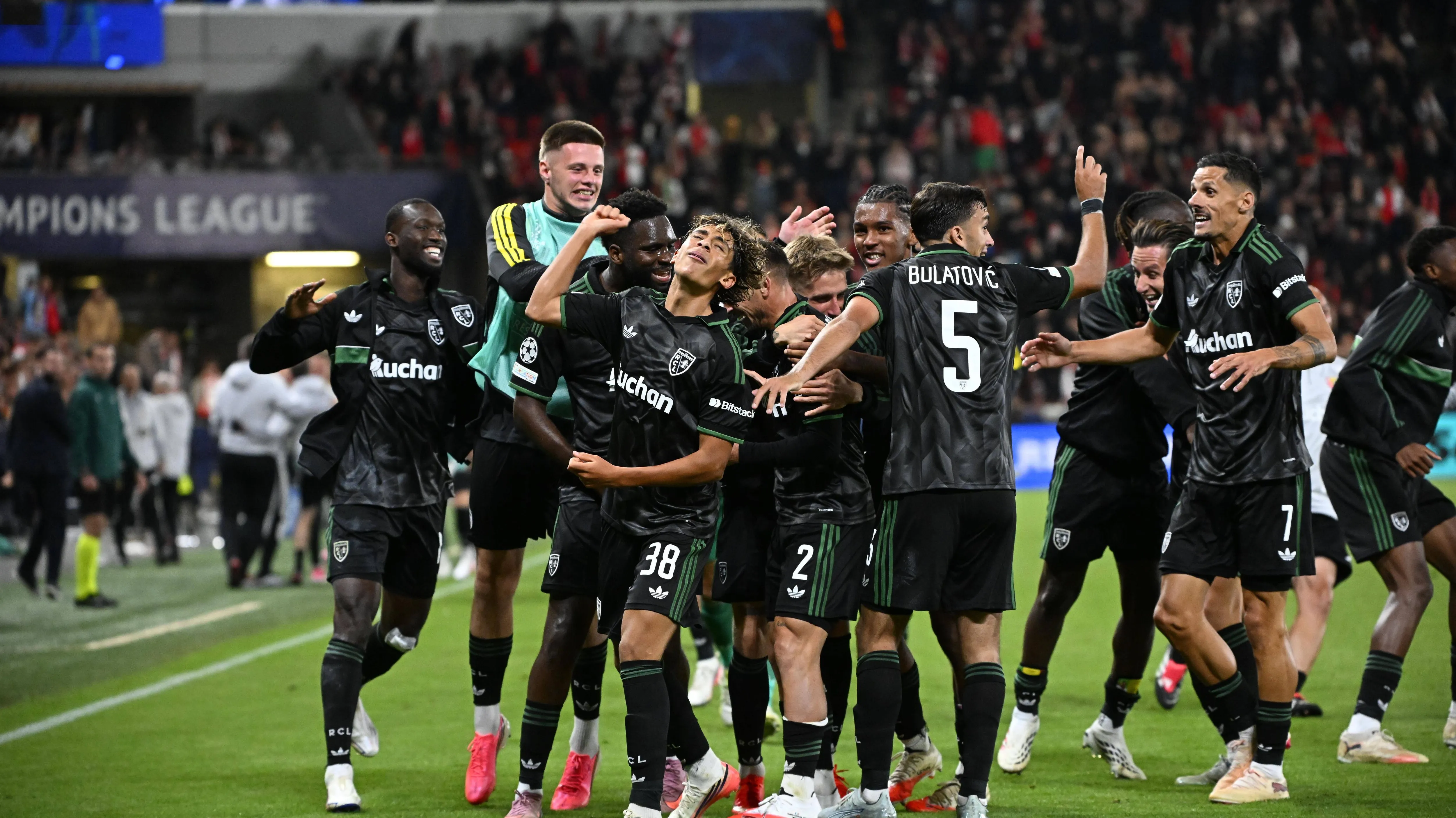 'Böyle bir senaryo yazamazsınız!' Ruben Aguilar, çocukluk arkadaşı Florian Thauvin'in çılgın geri dönüşe öncülük etmesiyle nutku tutuldu
