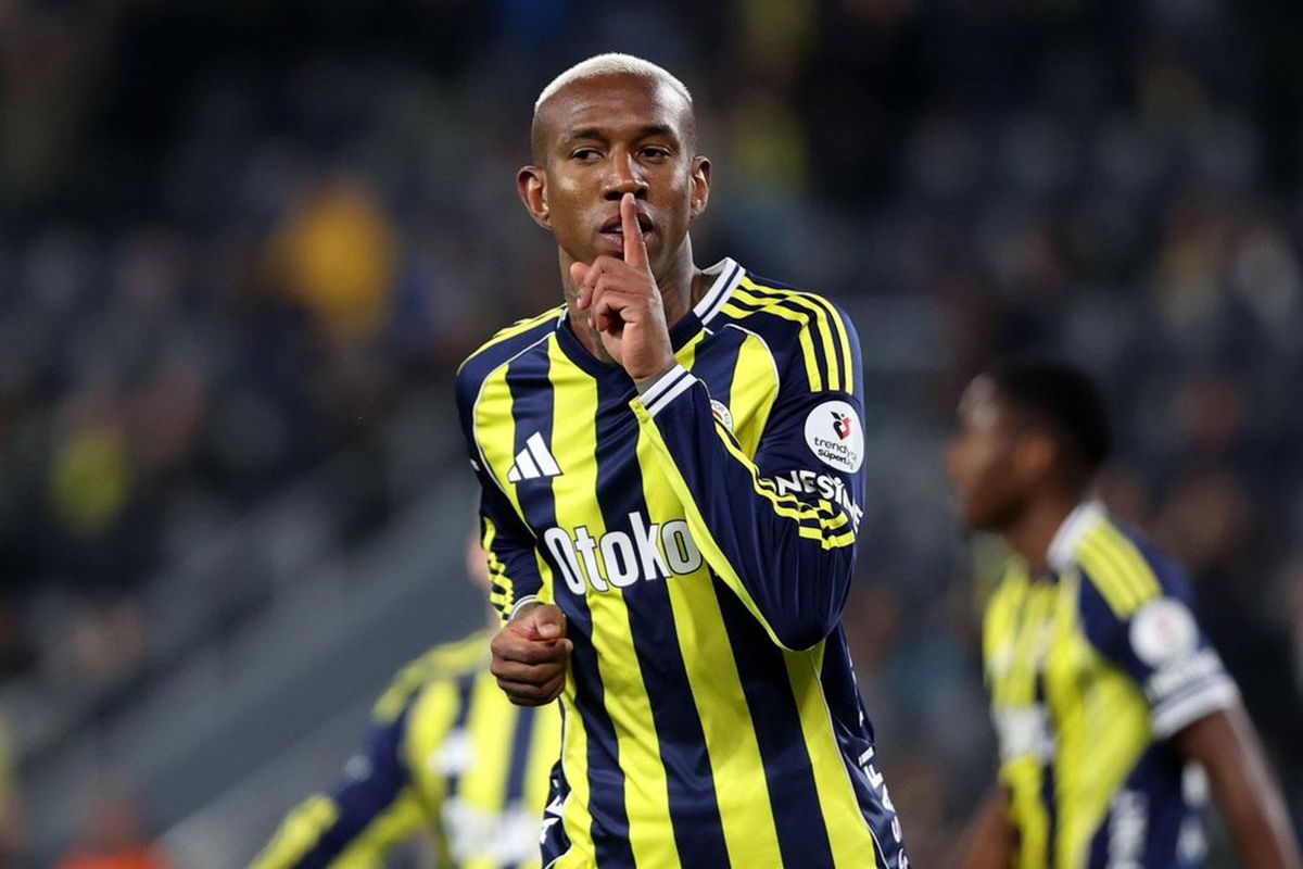 Fenerbahçe'de Talisca dönemi sona erdi! İstanbul'dan ayrıldı