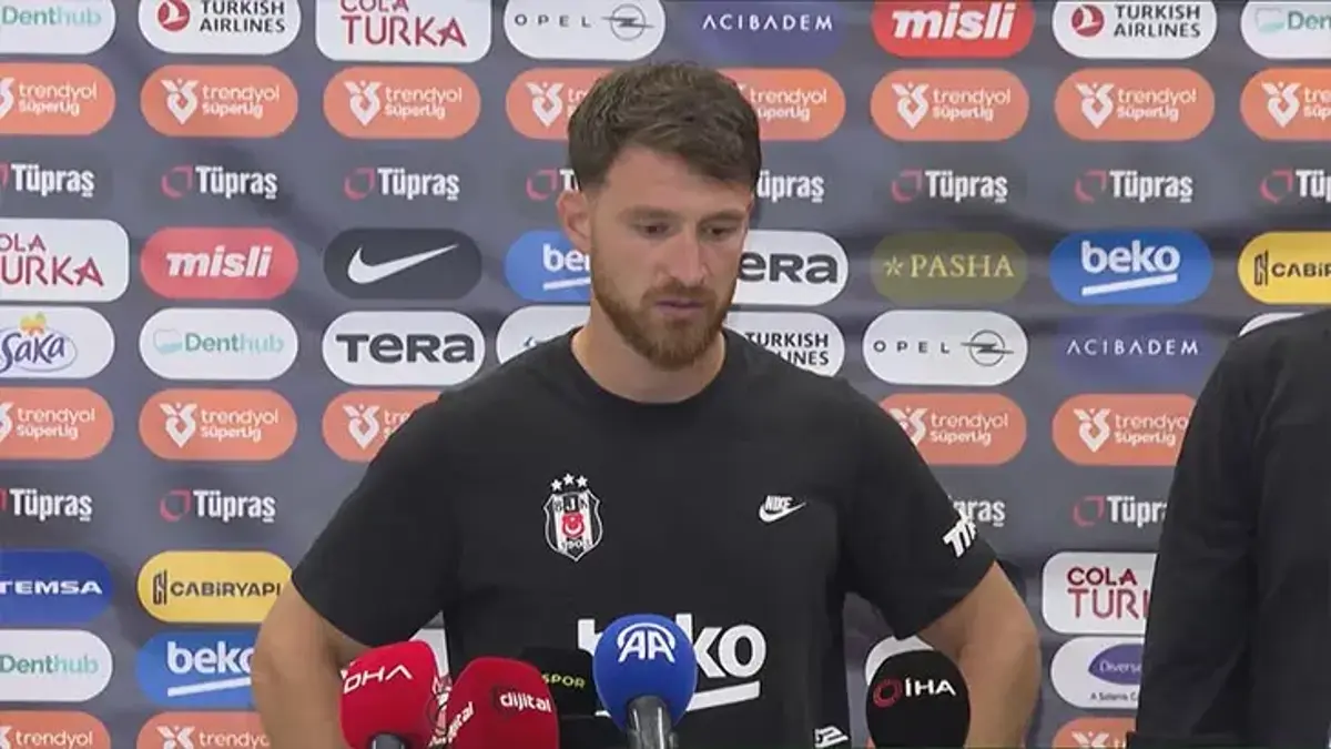 Beşiktaş'ta Salih Özcan: Sezona kazanarak başladığımız için çok mutluyuz