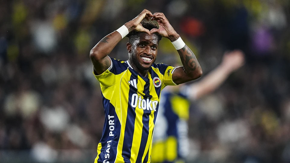 Atletico Mineiro'dan Fred açıklaması: Fenerbahçe ile görüşme yapılıyor