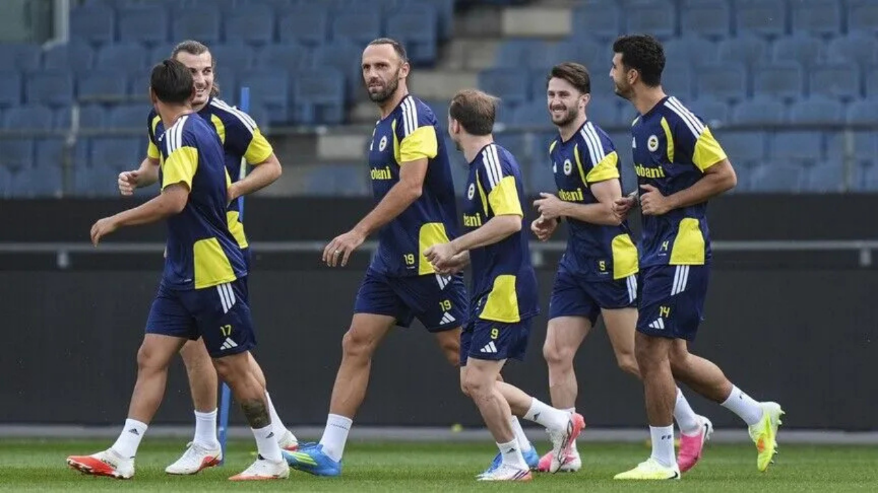 Fenerbahçe, Olimpik Lyon ile maça hazırlanıyor