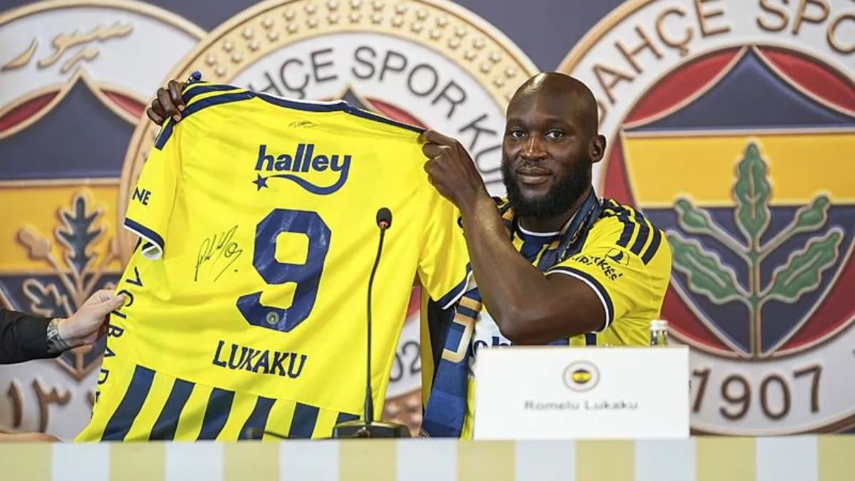 Fenerbahçe’de forma numaraları değişti! 7 ve 9 numara sürprizi
