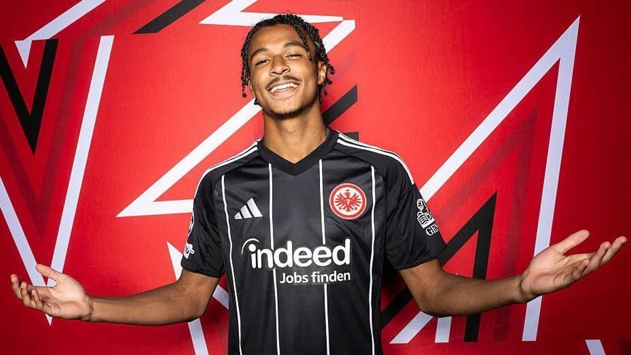 Fenerbahçe’den Frankfurt’lu Jean-Mattéo Bahoya'ya kanca