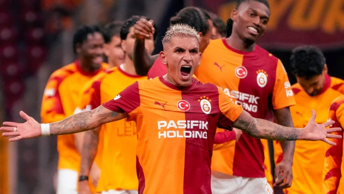 Galatasaray'da iç saha serisi sürüyor