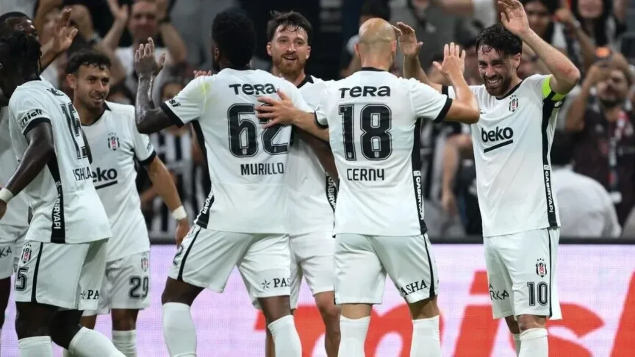 Beşiktaş muhtemel 11! Beşiktaş Hradec Kralove UEFA Avrupa maçı hangi kanalda?