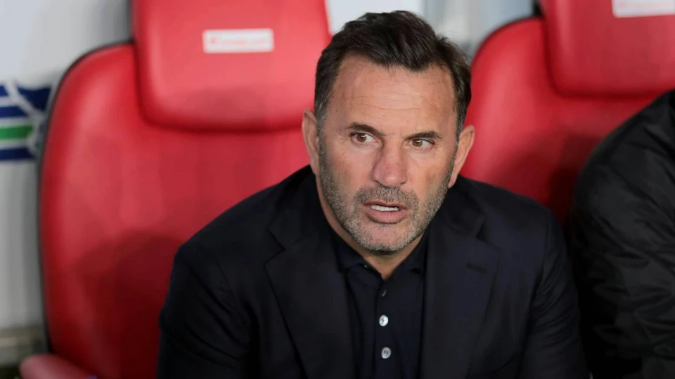 Galatasaray'da teknik heyet krizi: Maaş zam oranı belli oldu | Galatasaray haberleri | Futbol Haberleri