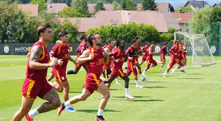Galatasaray ın Avusturya kampı sona erdi