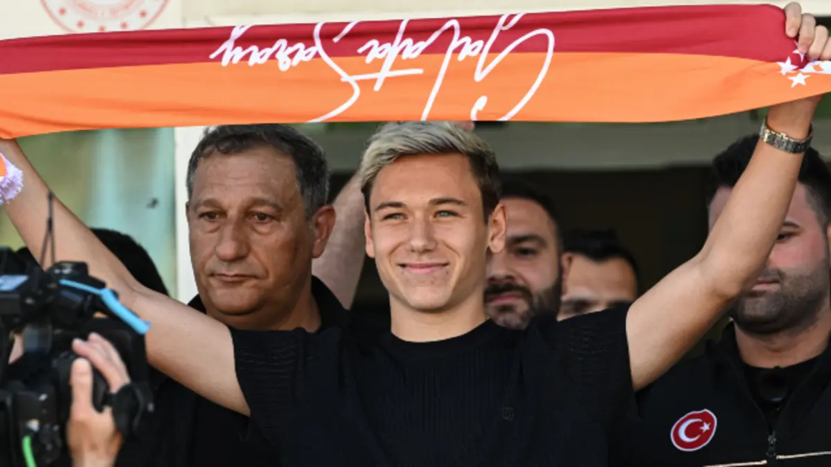 Galatasaray Aleksey Batrakov'u KAP'a bildirdi! İşte maliyeti... - Galatasaray (GS) Haberleri