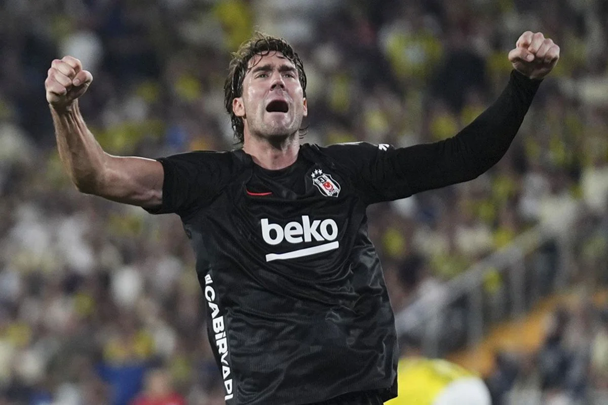 Bu kadarını kimse beklemiyordu! Beşiktaş'ta Vlahovic fırtınası