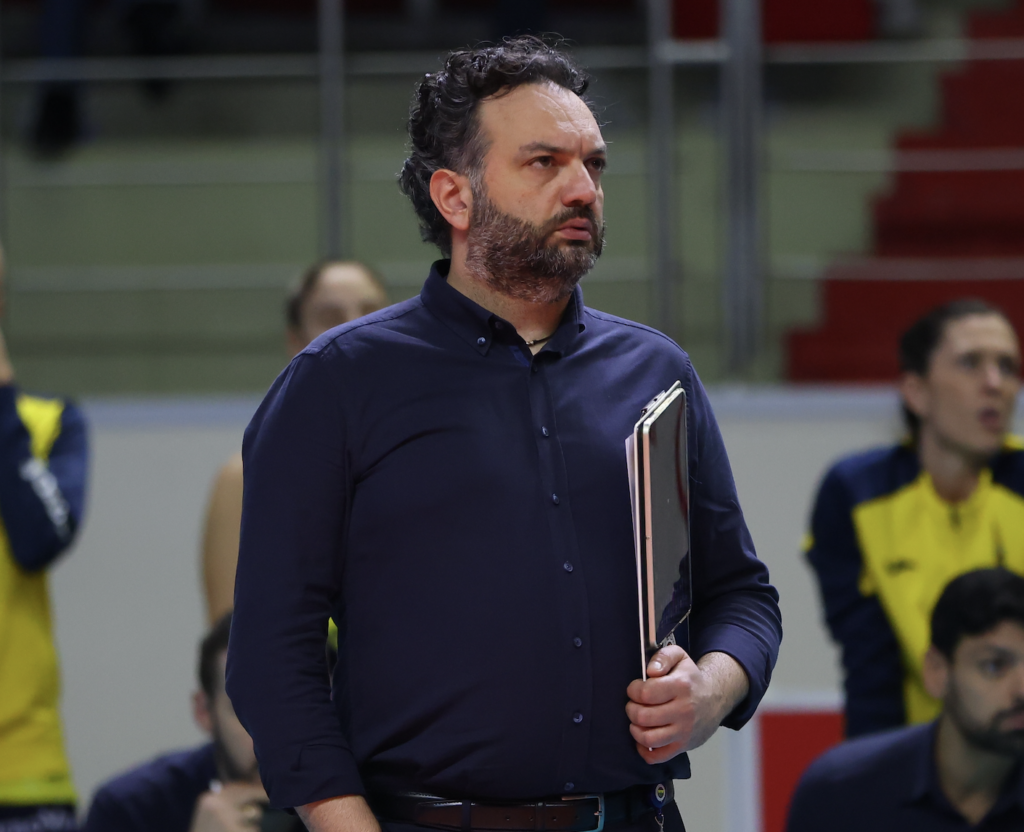 Fenerbahçe Medicana’da Stefano Lavarini dönemi başlıyor