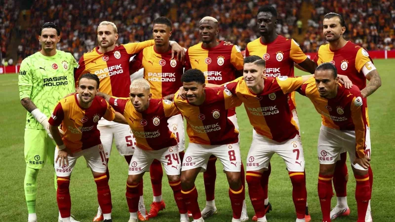 Galatasaraylı yıldız için çarpıcı tespit: "Sakatlıktan korunmak için kendini yere atıyor"