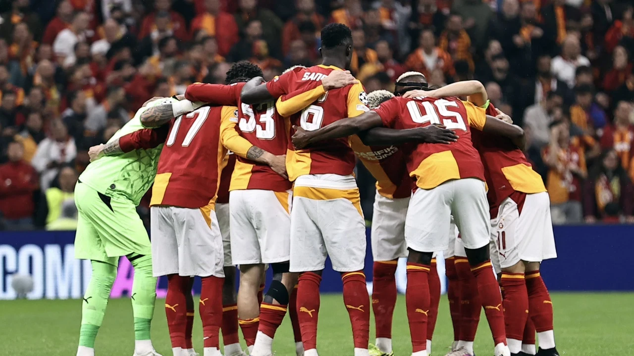 Galatasaray Fransa'da Şampiyonlar Ligi'ndeki ilk puanını arıyor