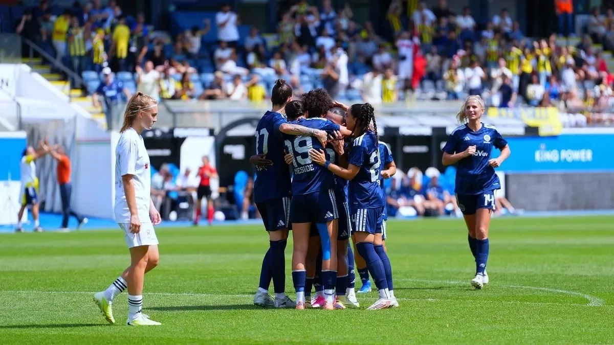 Fenerbahçe Petrol Ofisi Şampiyonlar Ligi’nde Final Biletini Kaptı