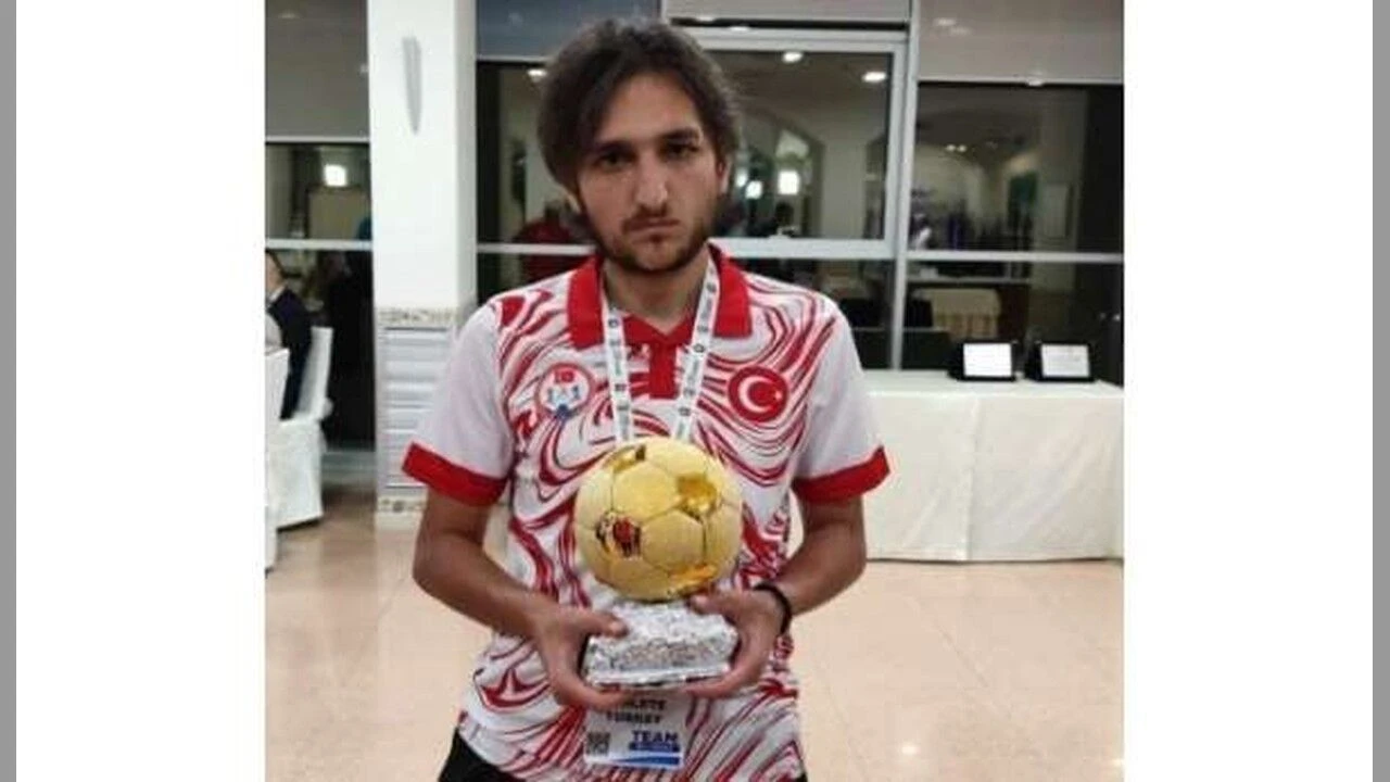 Emre Aslan kimdir? Paris 2024 ve B1 Futbol