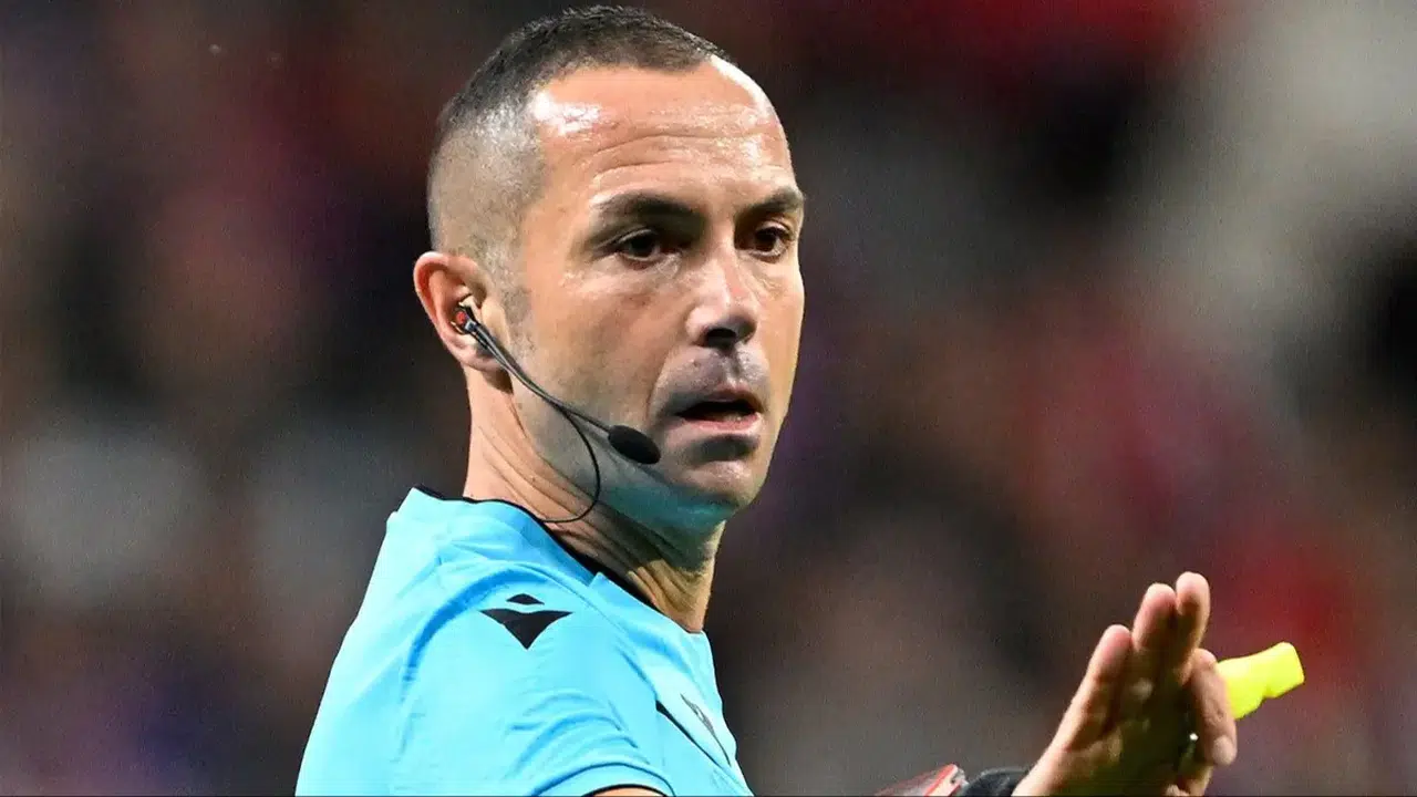 Galatasaray - Barcelona Maçının Hakemi Belli Oldu! UEFA Dev Karşılaşmaya İtalyan Hakem Marco Guida'yı Atadı