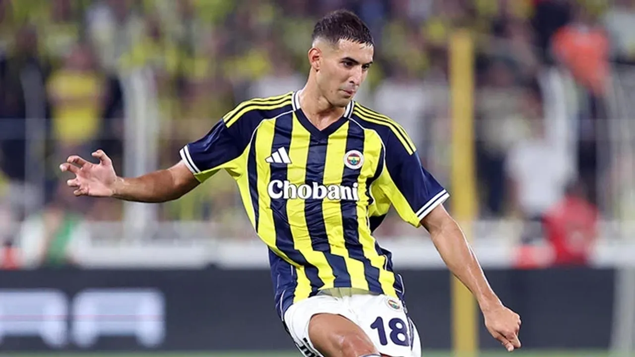Fenerbahçe’den Mert Müldür kararı: Yeni sözleşme yapılacak mı? Milli oyuncu takımdan gönderilecek mi?
