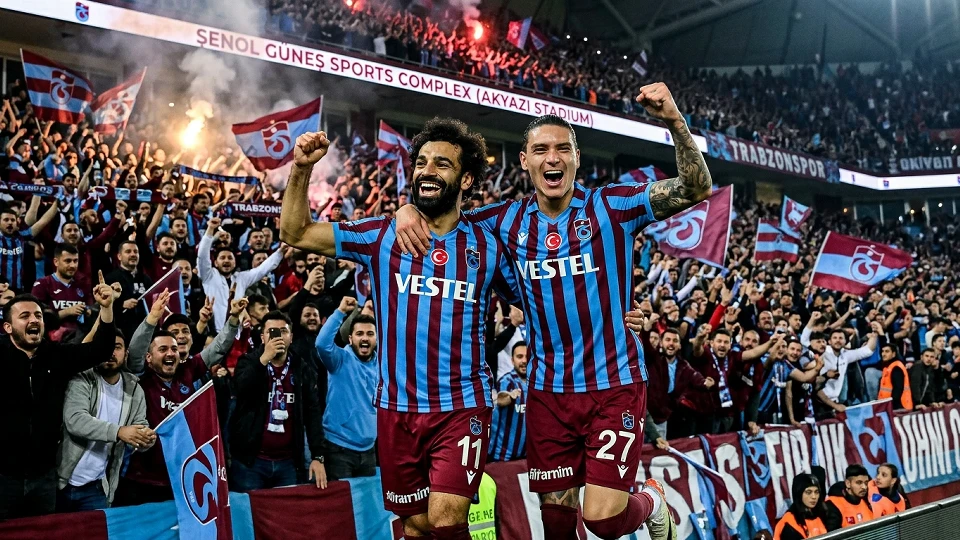 Salah, eski takım arkadaşıyla Trabzonspor'da buluşabilir: Yönetim golcü yıldızla görüşme yaptı