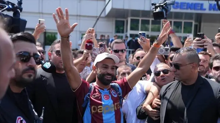 Böyle bir futbolcu daha önce Süper Lig'e gelmedi! Premier Lig'in rekortmeni artık Trabzonspor'da